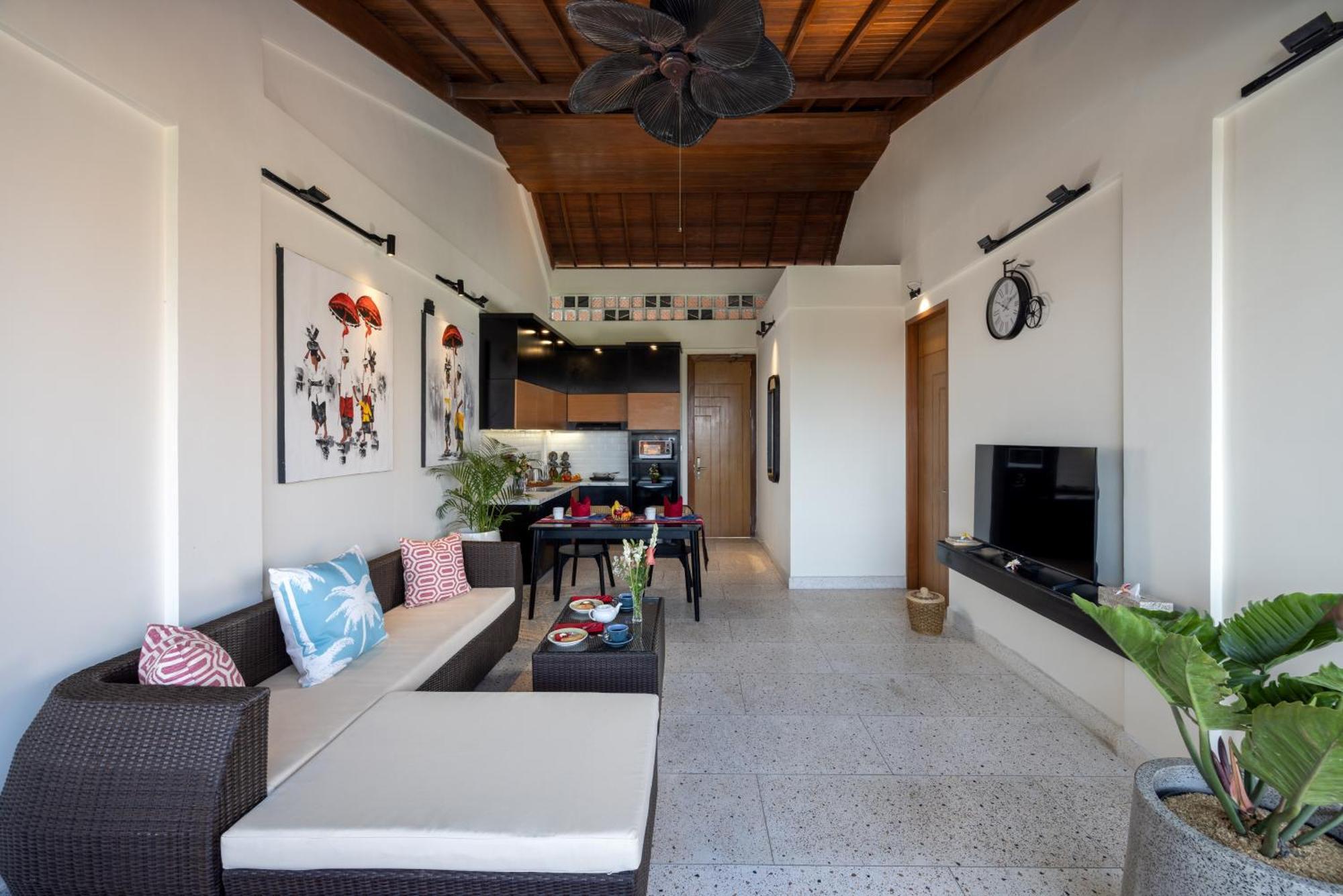 Mokko Suites Batubelig Canggu  Ngoại thất bức ảnh